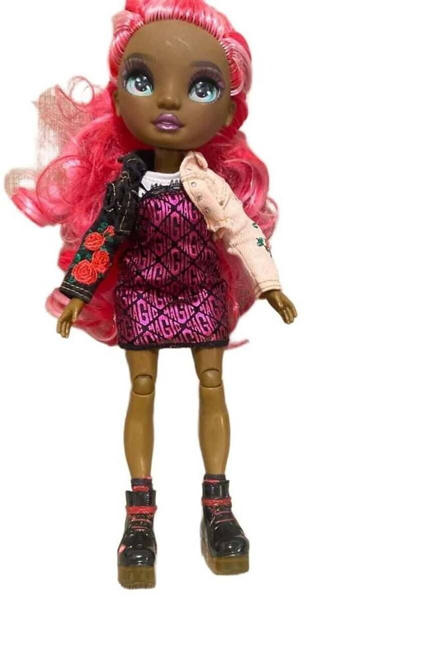 Rainbow High Daria Roselyn Series 3 Fashion Doll
